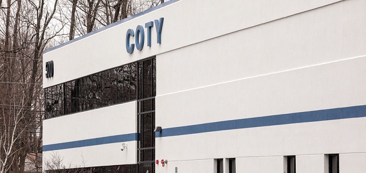 Exterior de la sede de Coty Coty reduce sus pérdidas en el primer trimestre hasta 20 millones de dólares